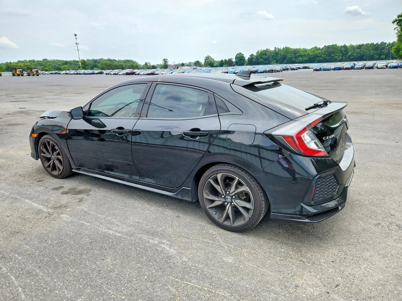2017 Honda Civic Sport Touring - Image 2