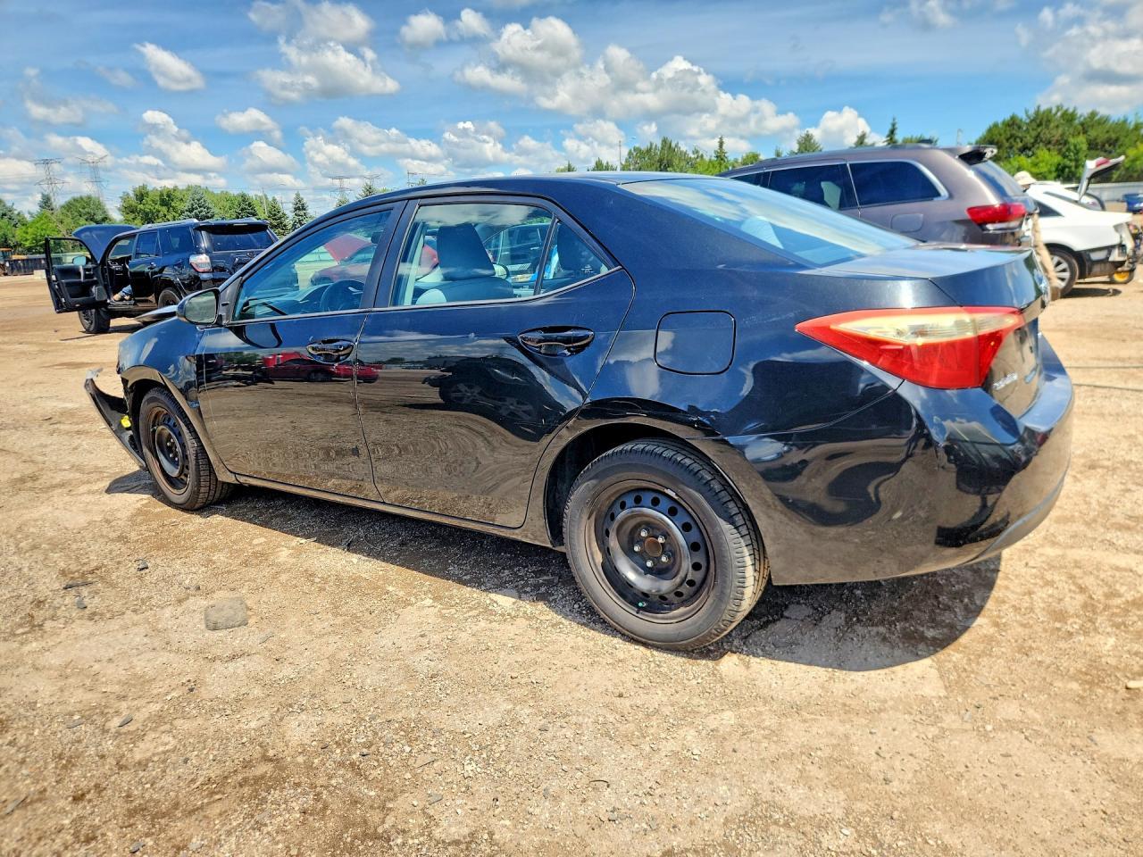 2014 Toyota Corolla Le - Image 2