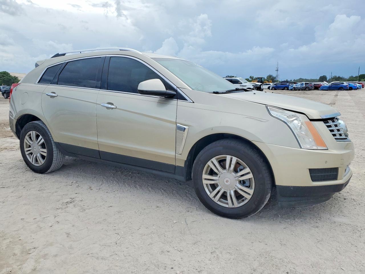 2015 Cadillac Srx Luxury Collection - Image 4