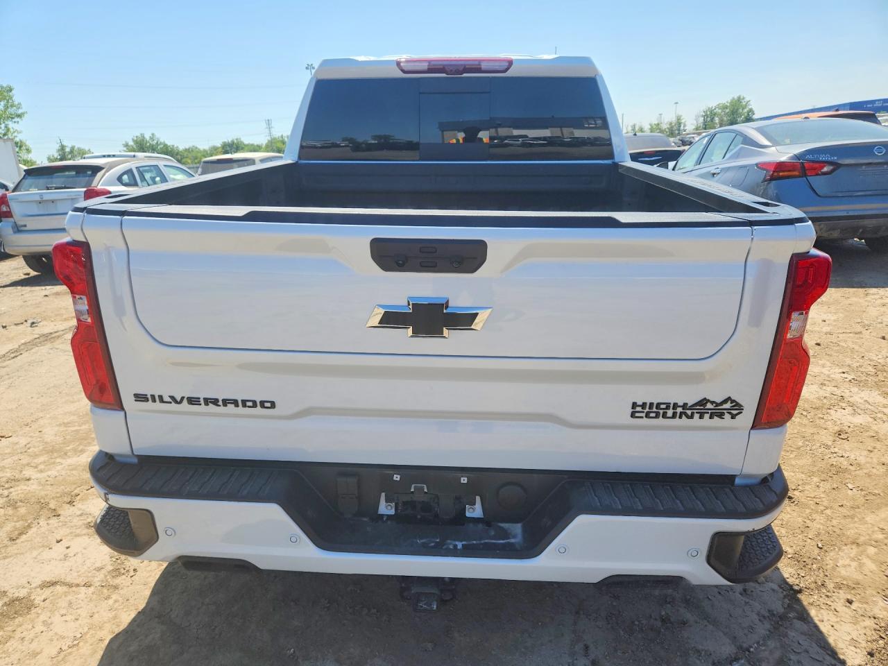 2026 Chevrolet Silverado K1500 High Country - Image 6