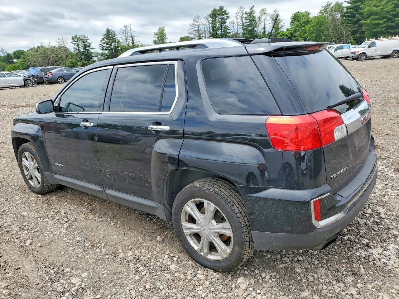 2017 GMC Terrain Slt - Фото 2