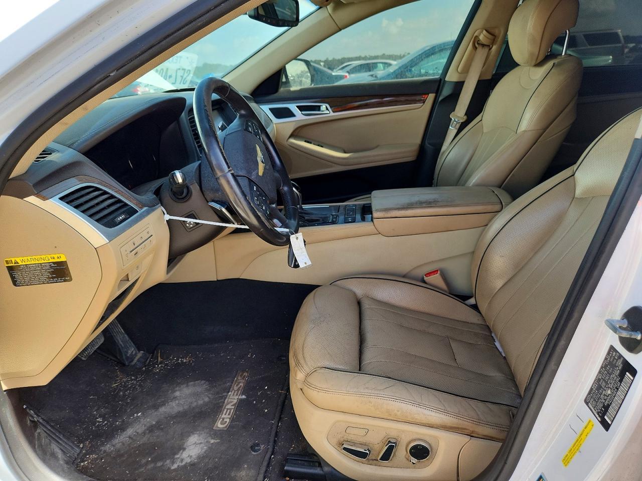 2015 Hyundai Genesis 3.8L - Фото 7