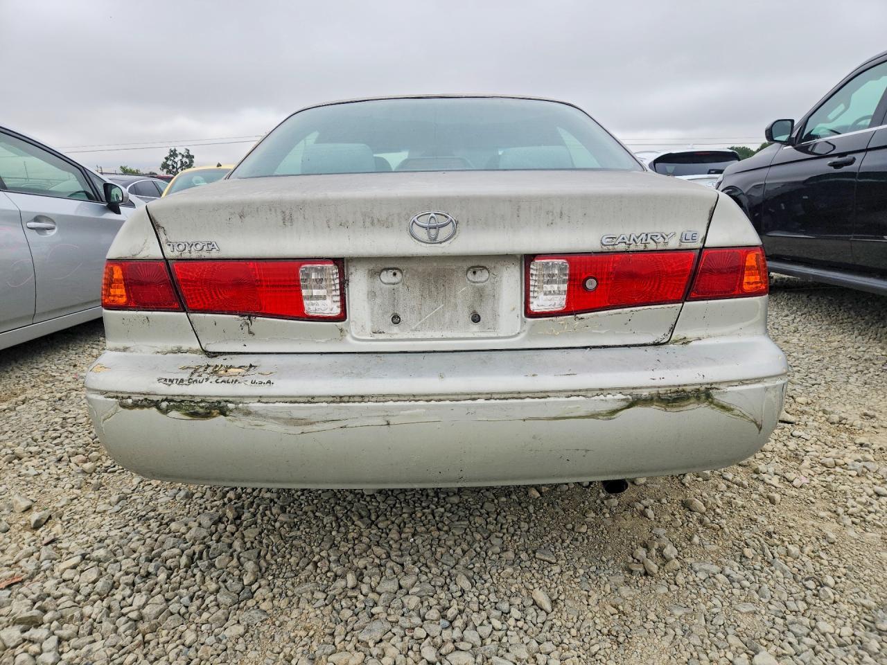 2000 Toyota Camry Le - Фото 6