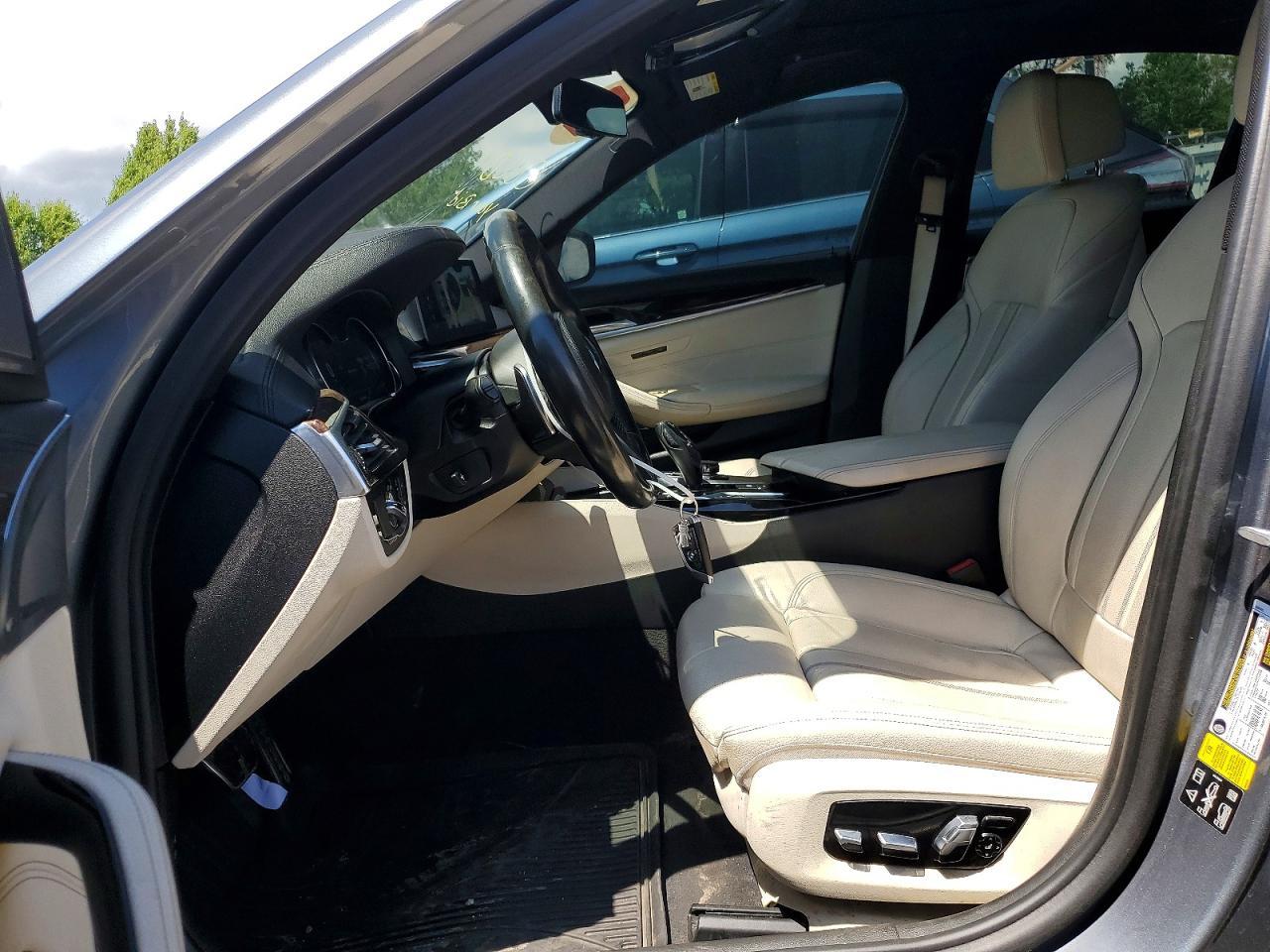 2018 BMW M550Xi - Фото 7