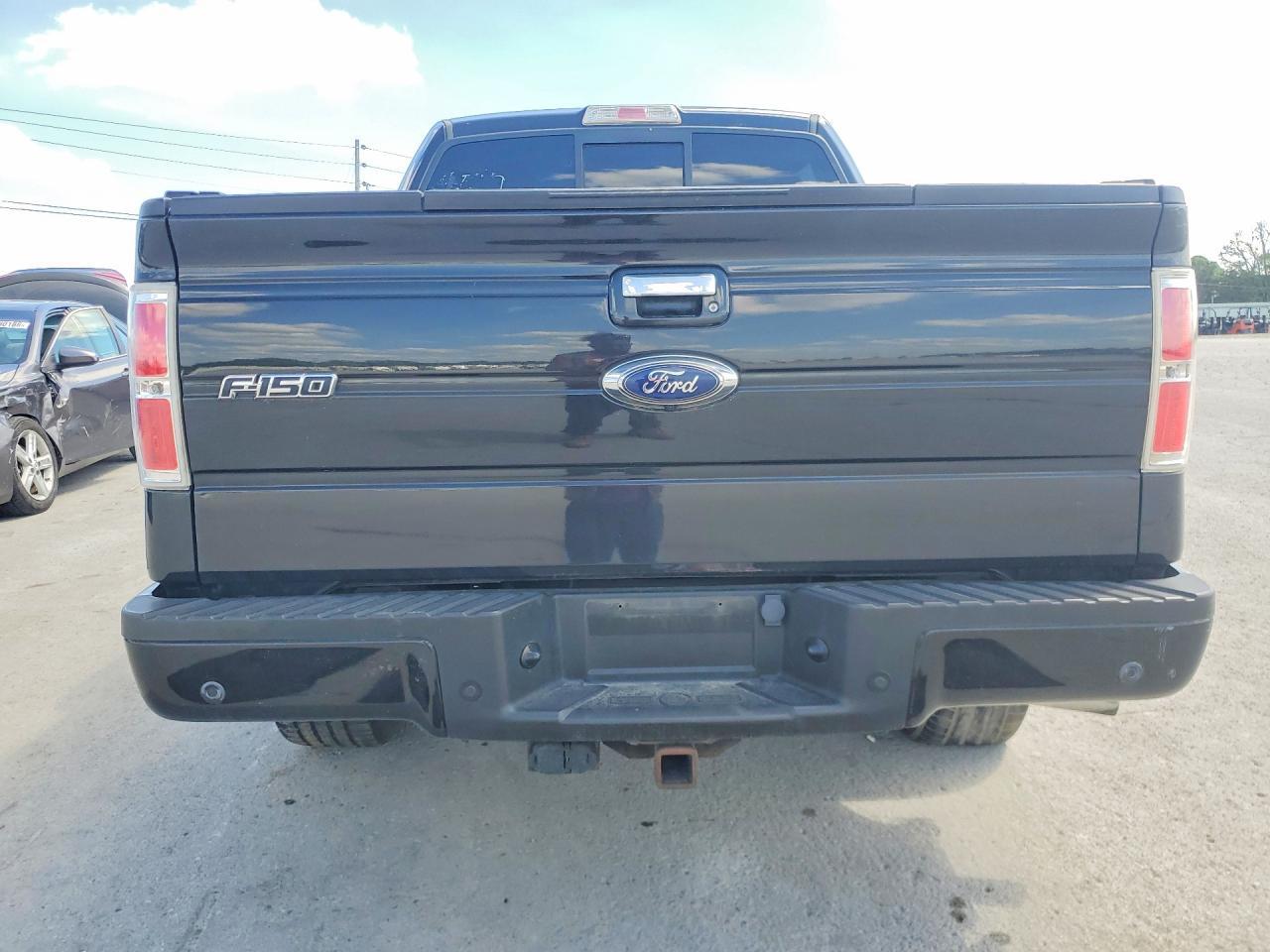 2013 Ford F150 Supercrew - Image 6