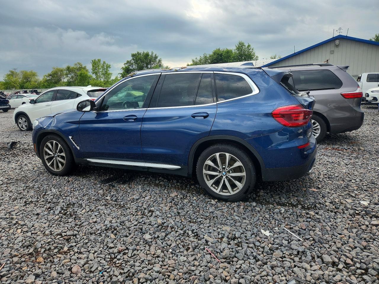 2019 BMW X3 3.0I - Фото 2
