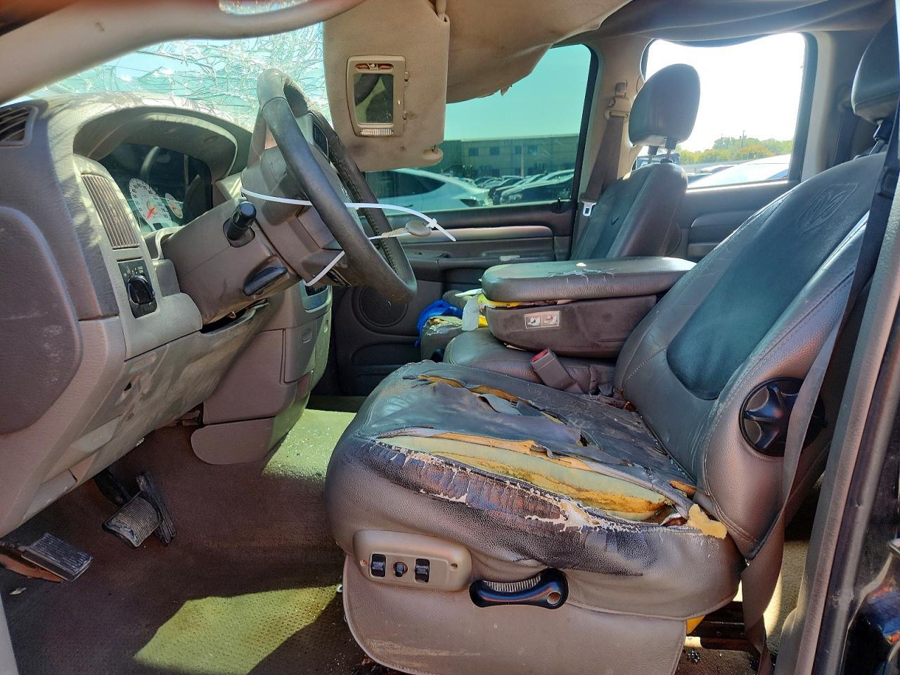 2004 Dodge Ram 1500 - Image 7