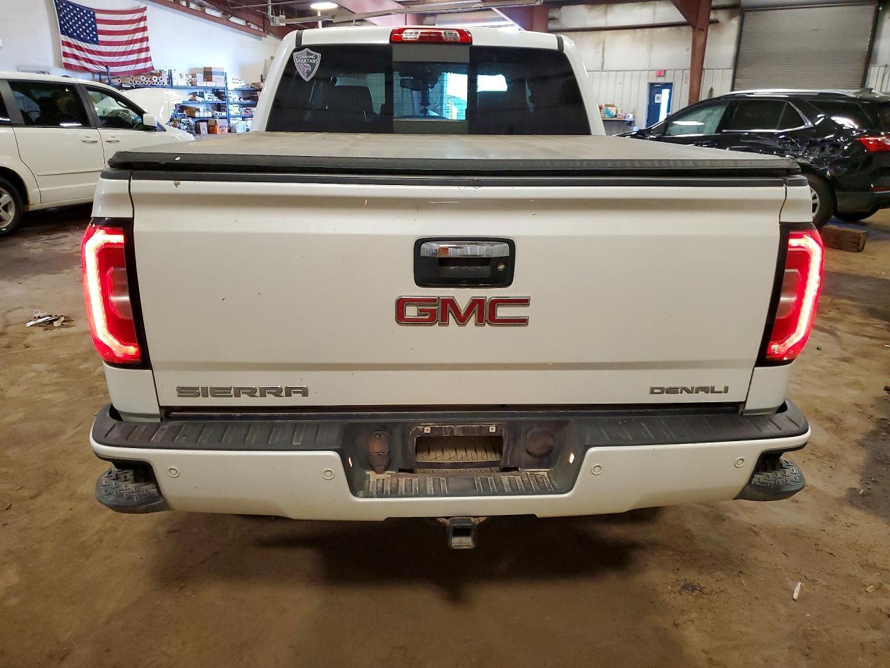 2017 GMC Sierra K1500 Denali - Фото 6