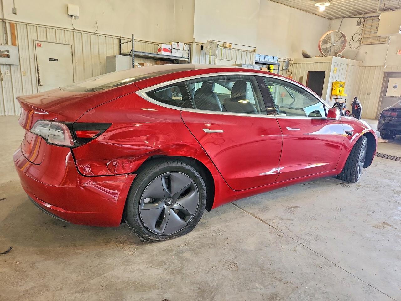 2018 Tesla 3 - Image 3