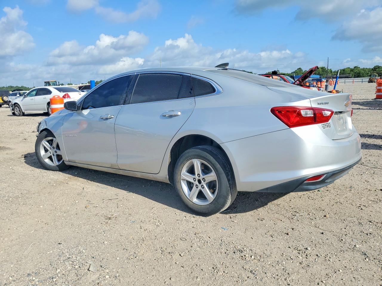 2019 Chevrolet Malibu Ls - Image 2