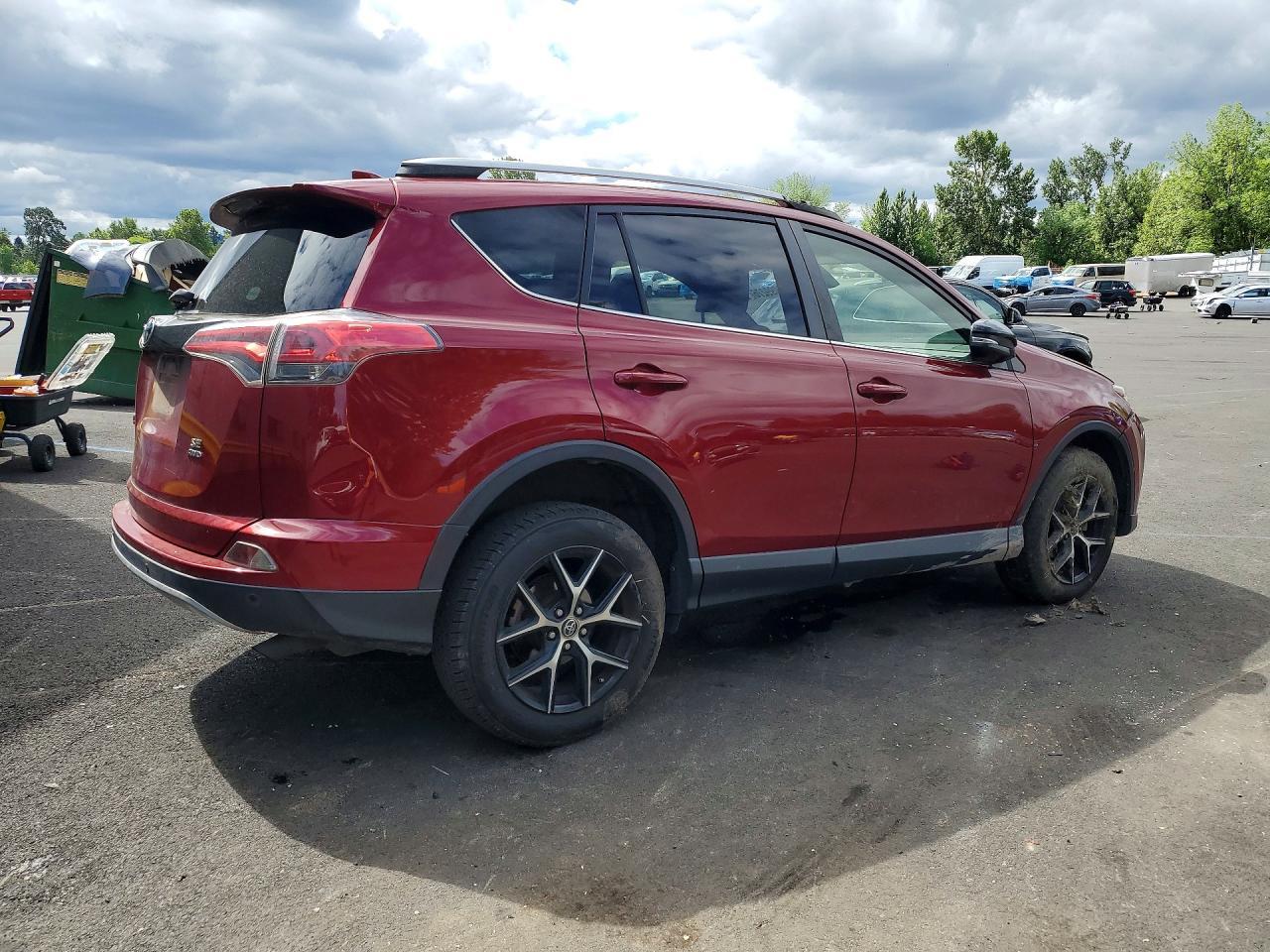 2018 Toyota Rav4 Se - Фото 3