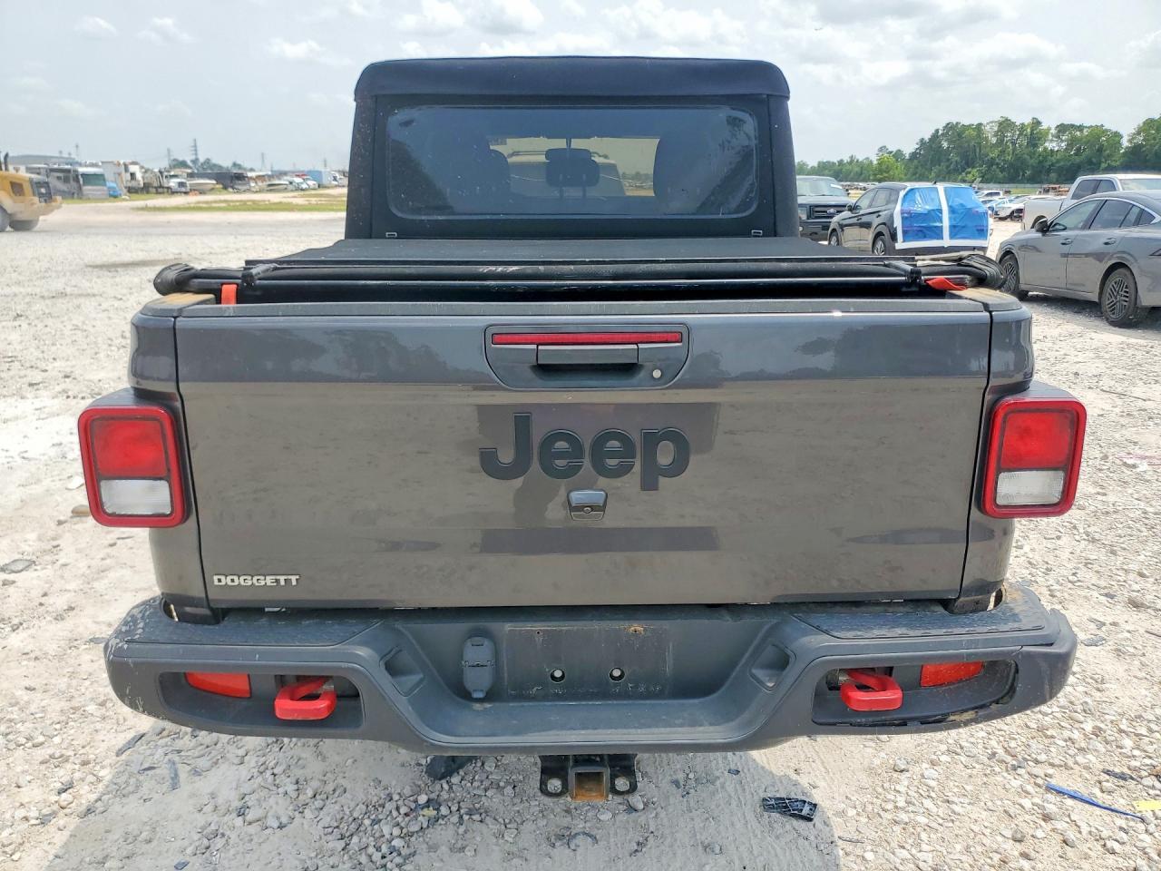 2024 Jeep Gladiator Sport - Image 6