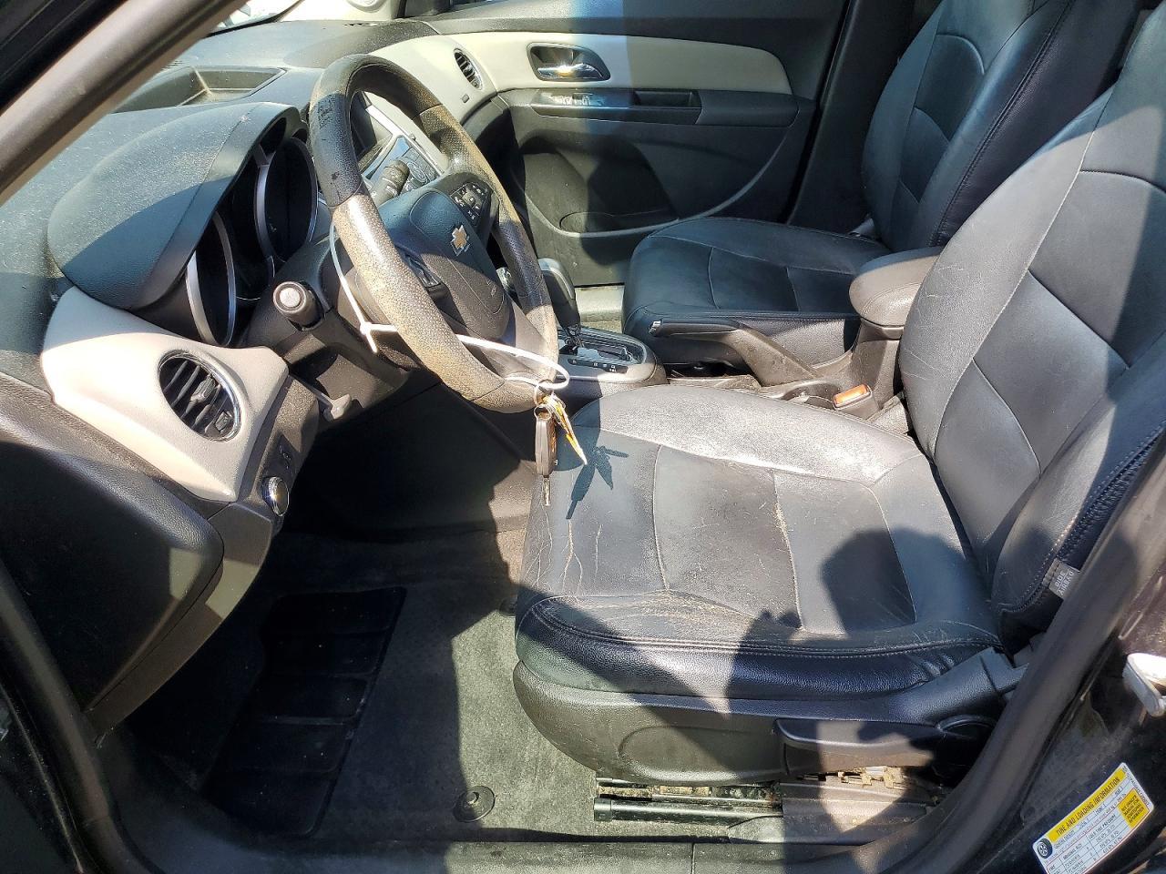 2014 Chevrolet Cruze Ls - Image 7