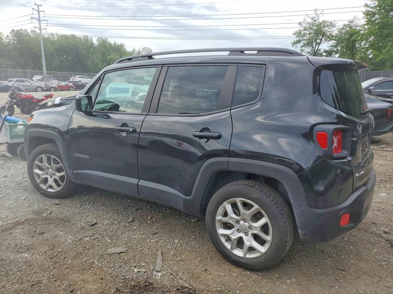 2016 Jeep Renegade Latitude - Фото 2
