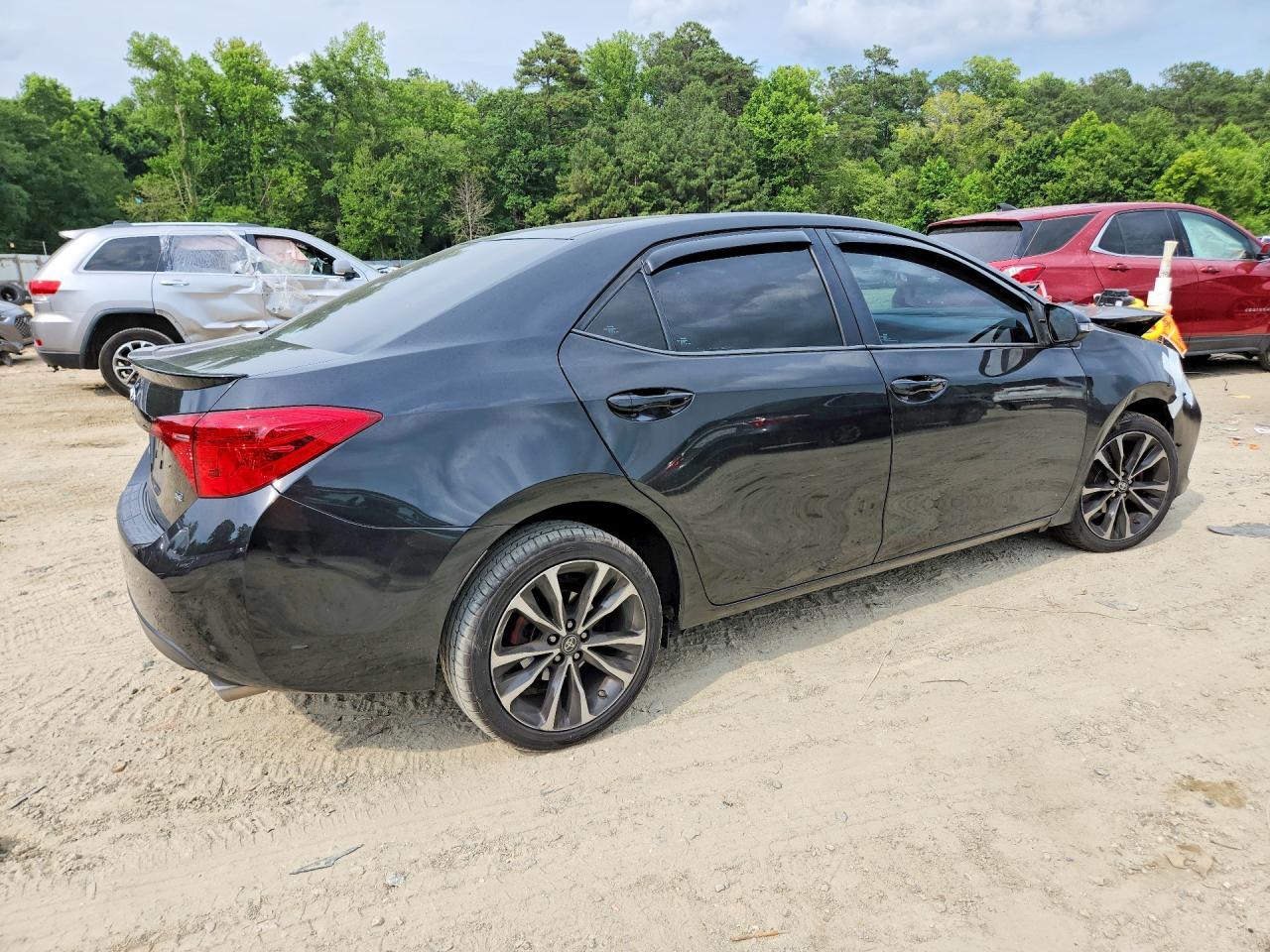 2019 Toyota Corolla Se - Image 3