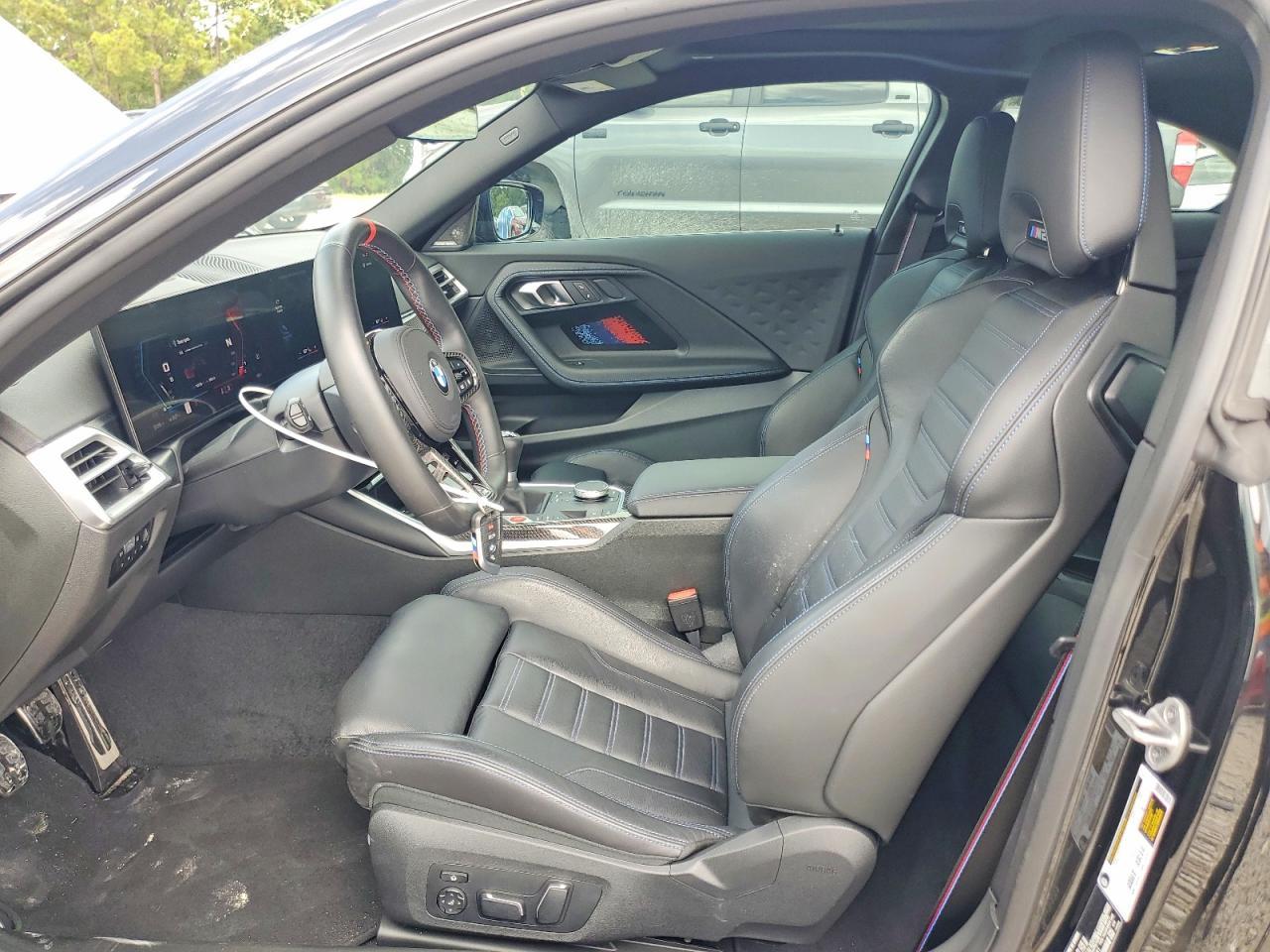 2025 BMW M2 - Фото 7