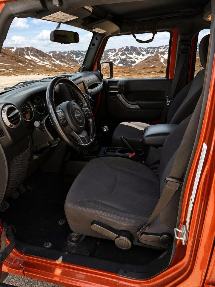2014 Jeep Wrangler Unlimited Sport - Image 4