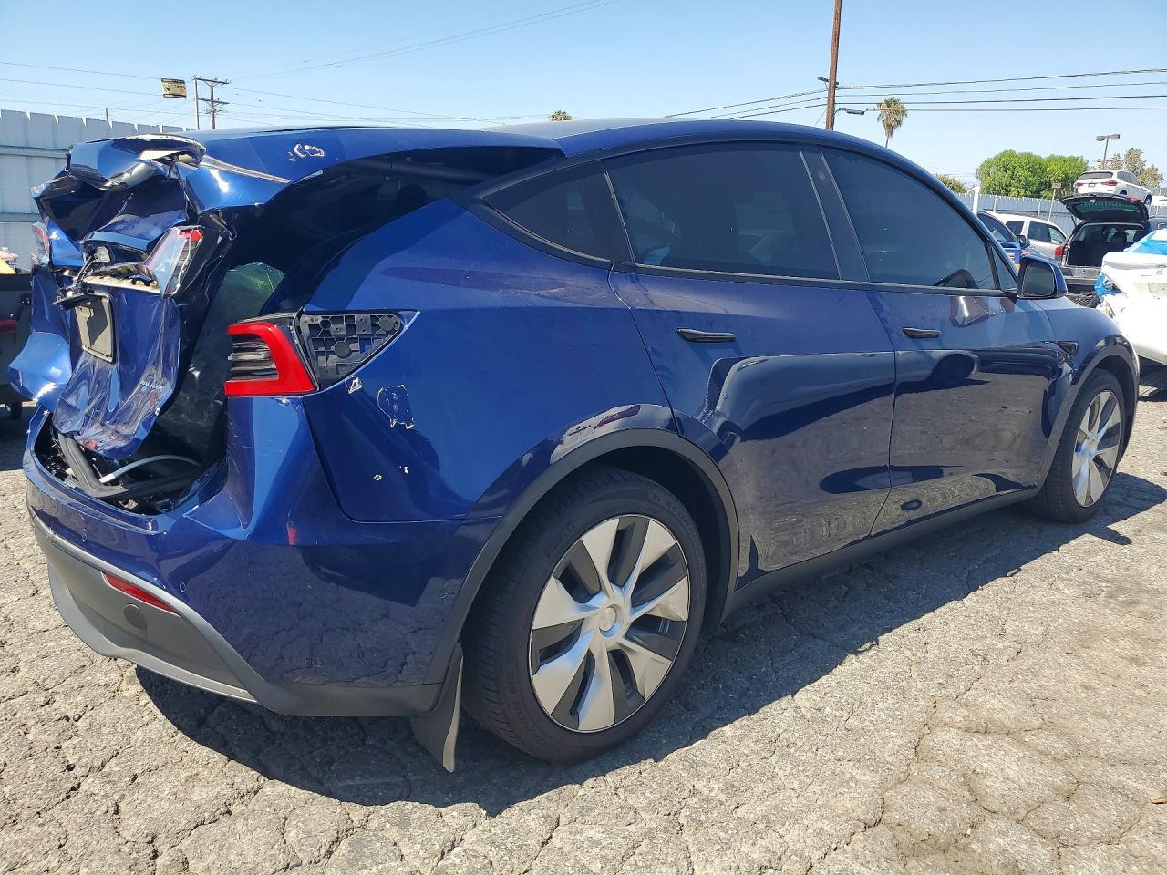 2021 Tesla Model Y - Фото 3