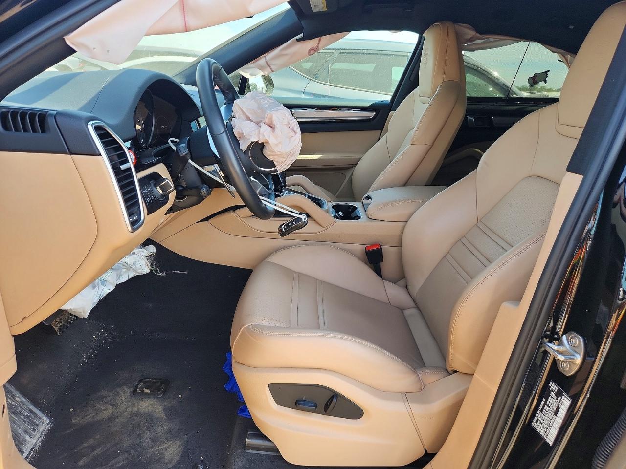 2023 Porsche Cayenne - Image 7