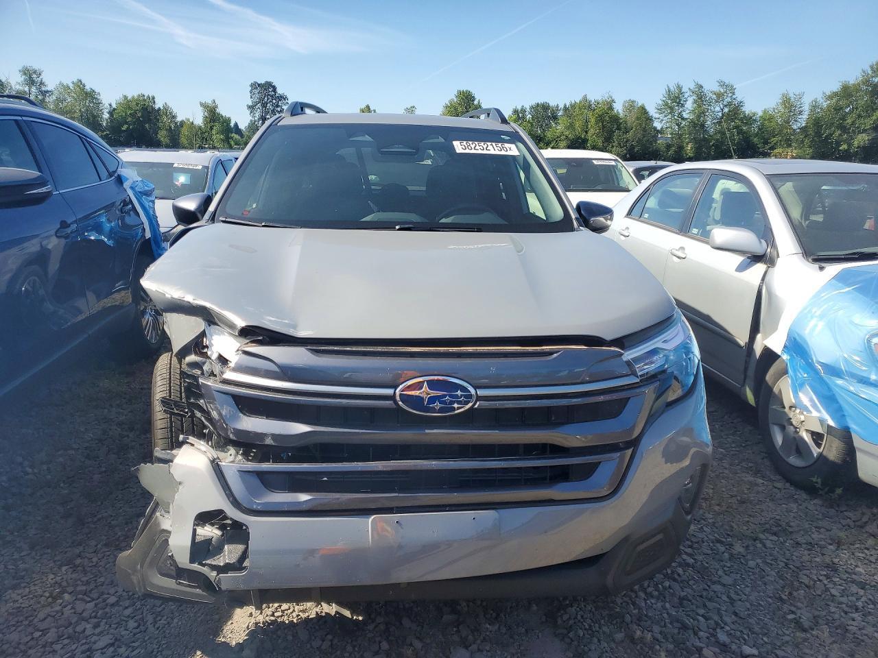 2025 Subaru Forester Premium - Фото 5