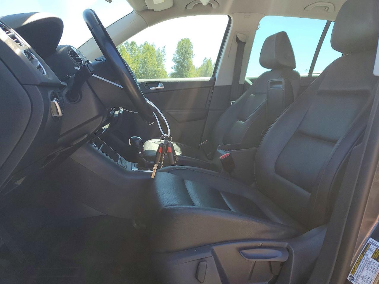2013 Volkswagen Tiguan S - Image 7