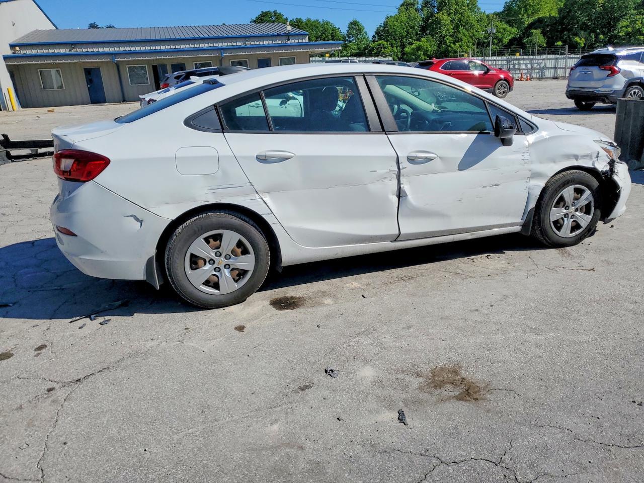 2016 Chevrolet Cruze Ls - Image 3