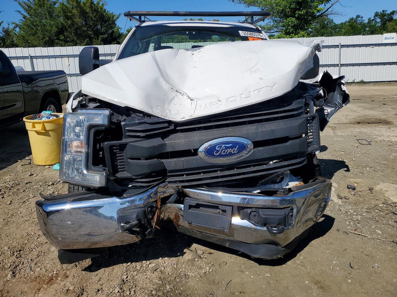 2019 Ford F250 Super Duty - Фото 5