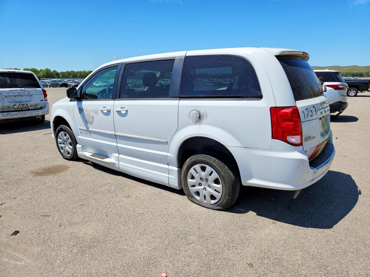 2015 Dodge Grand Caravan Se - Image 2