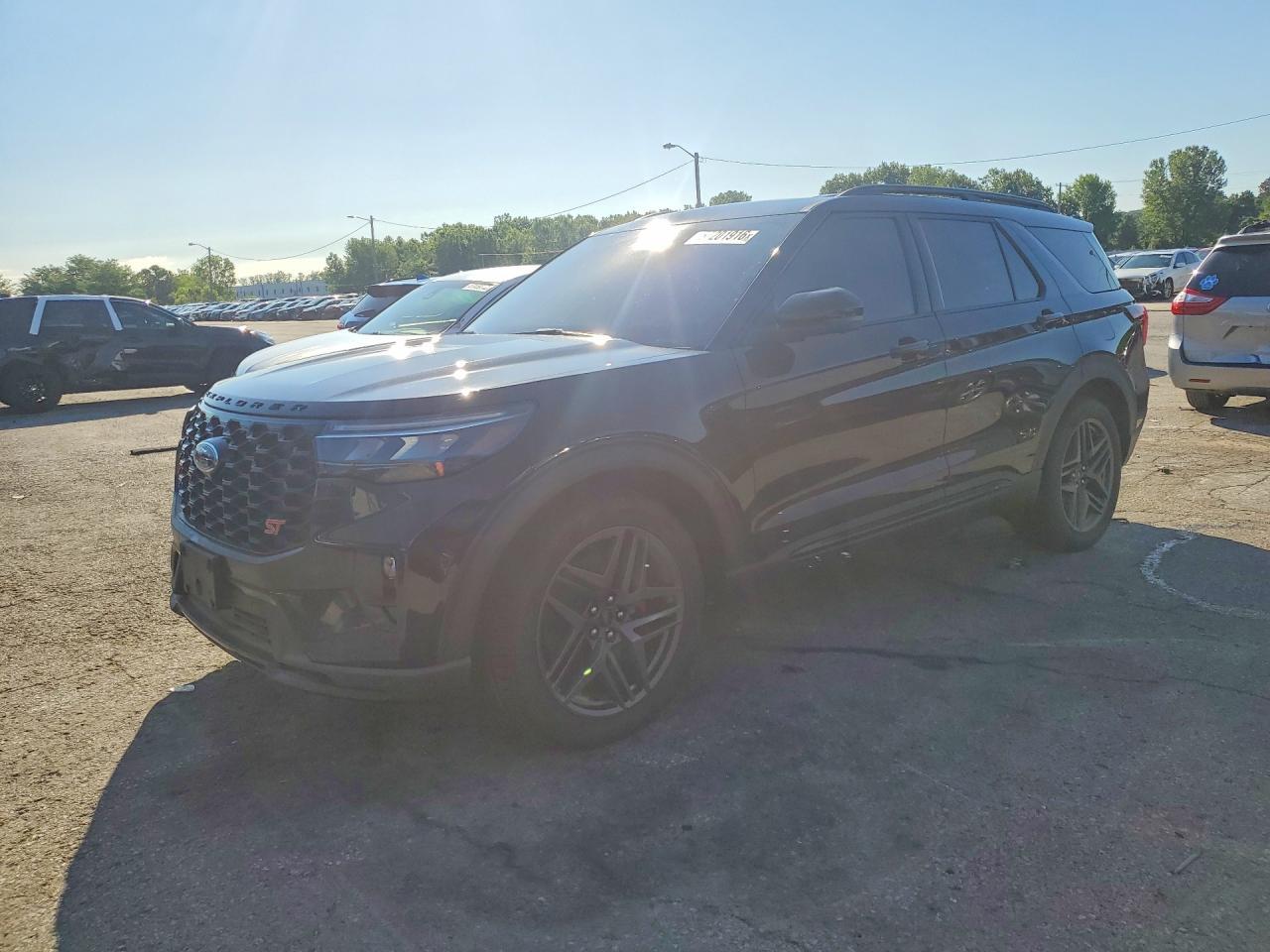 2025 Ford Explorer St