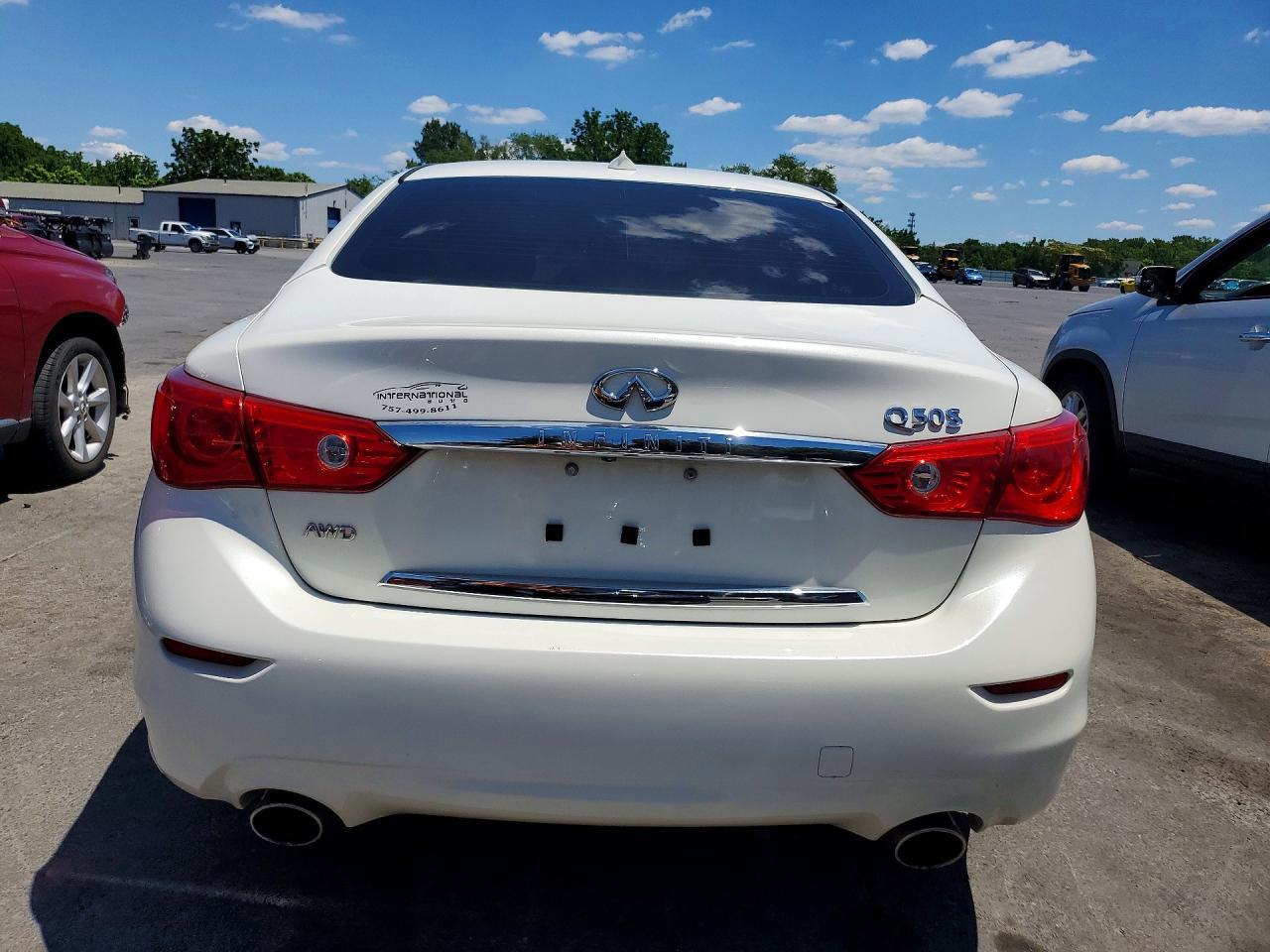 2016 Infiniti Q50 3.0T Premium - Image 6