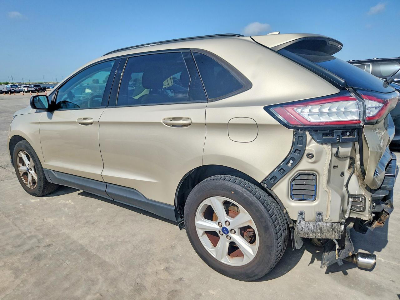 2017 Ford Edge Se - Фото 2