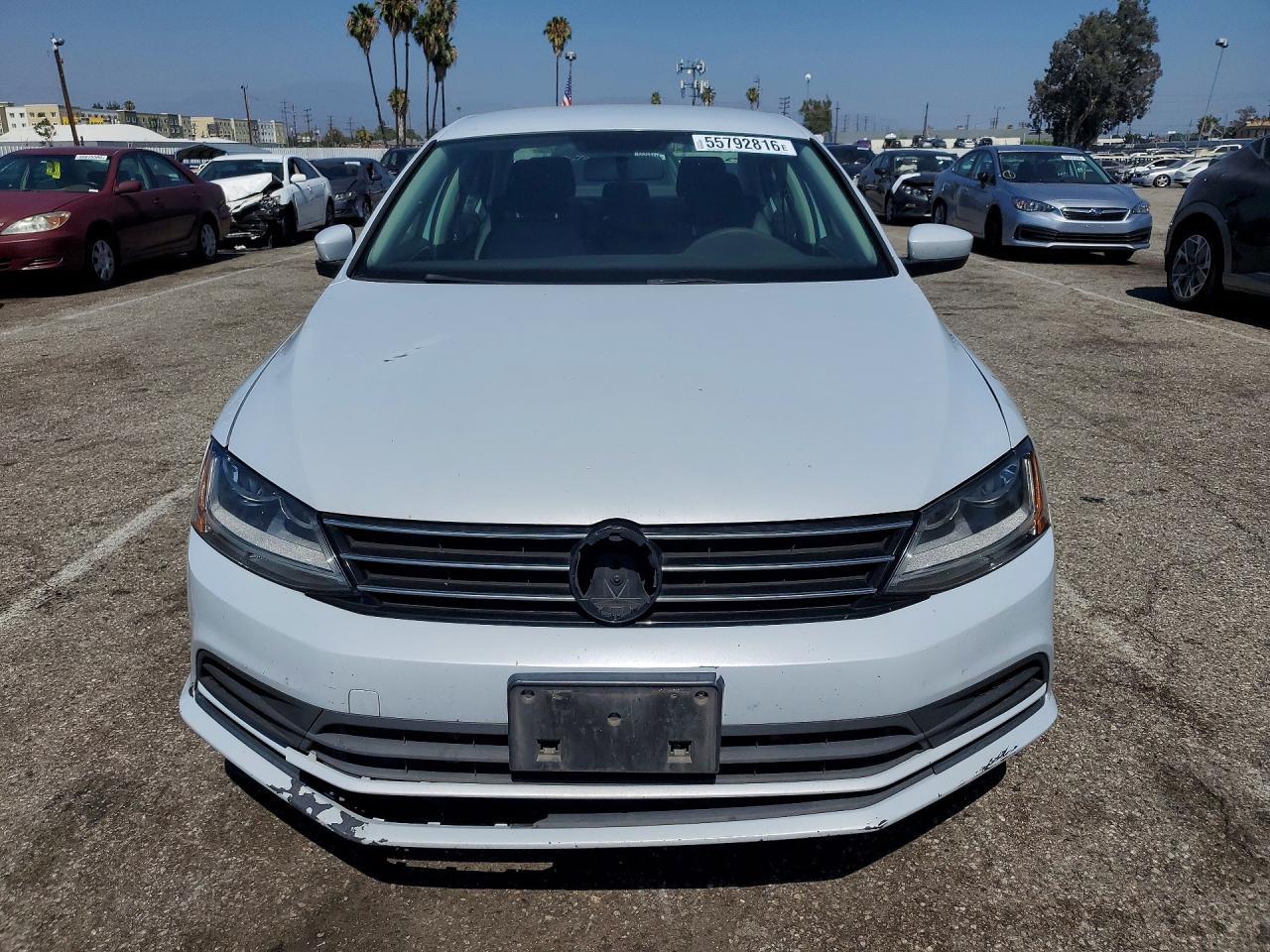 2017 Volkswagen Jetta S - Фото 5