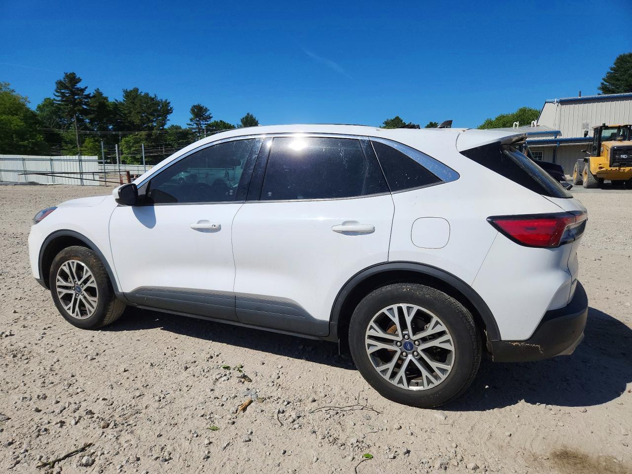 2022 Ford Escape Sel - Image 2