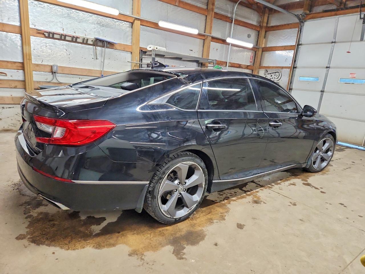 2018 Honda Accord Touring - Фото 3