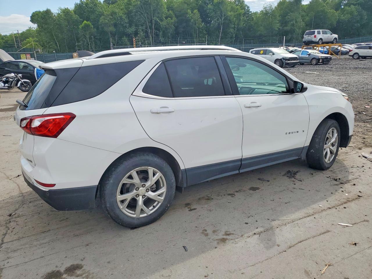 2018 Chevrolet Equinox Lt - Фото 3