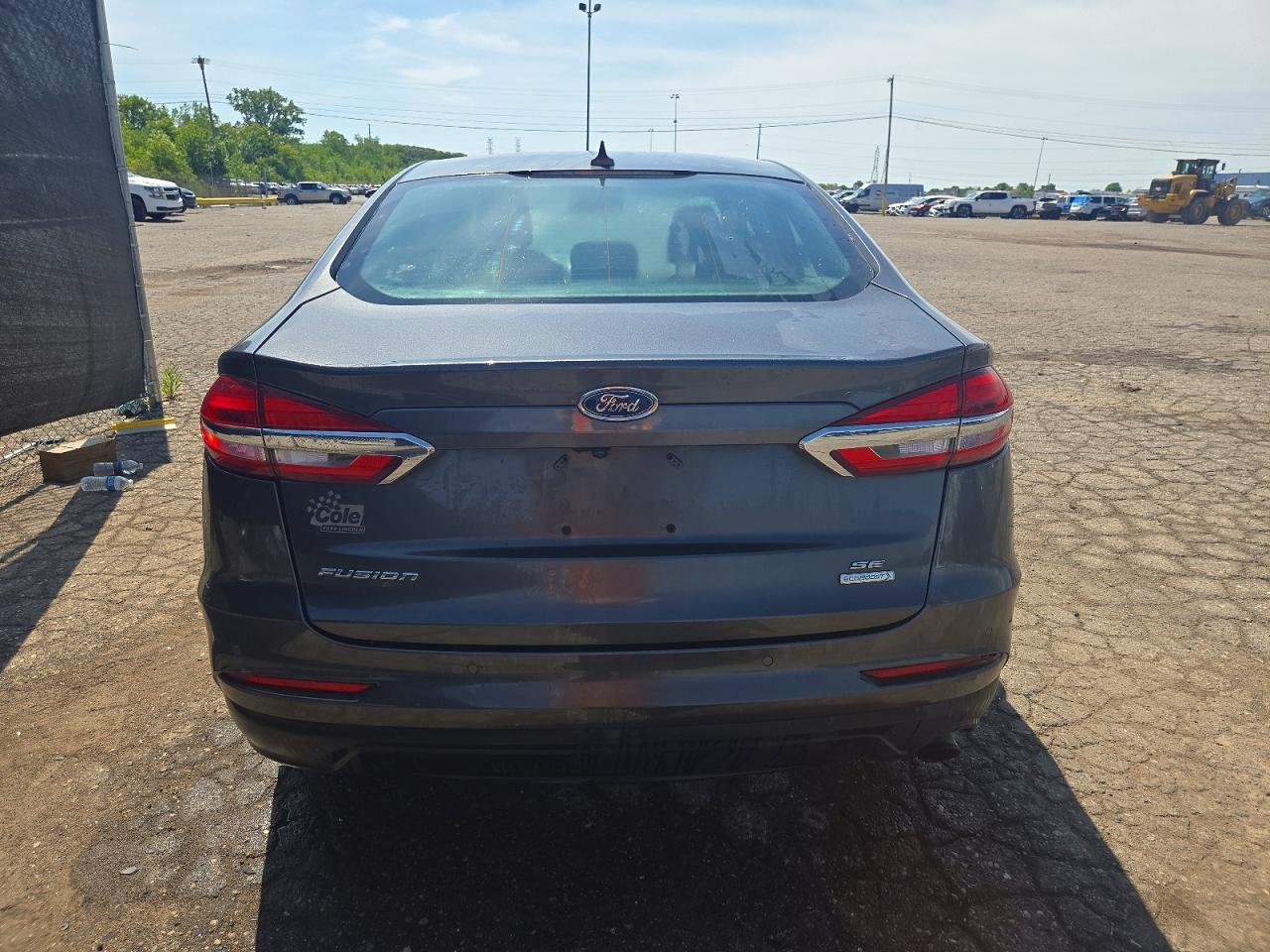 2020 Ford Fusion Se - Фото 6