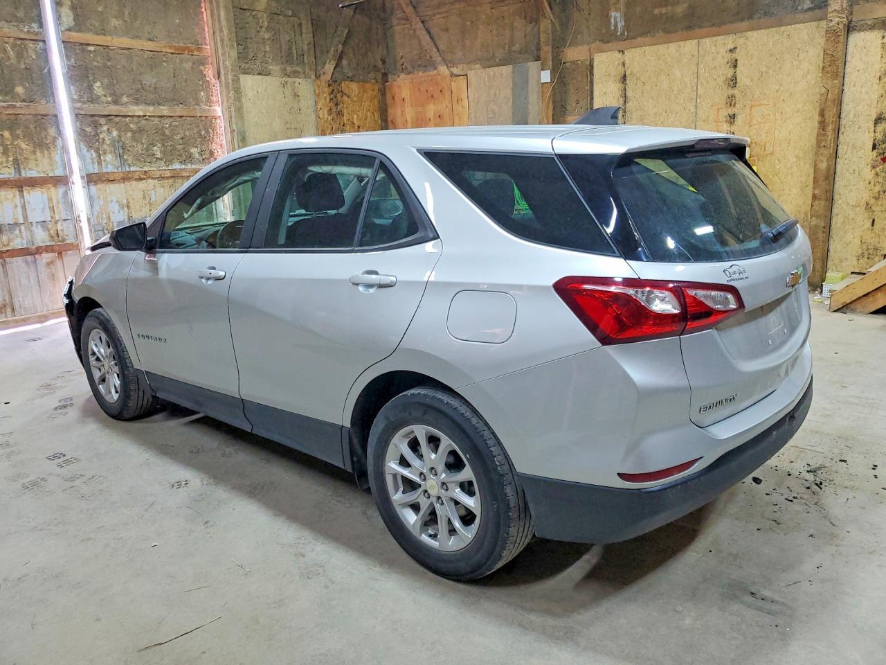 2020 Chevrolet Equinox Ls - Фото 2
