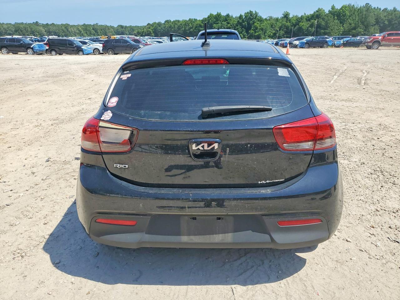 2022 Kia Rio S - Фото 6