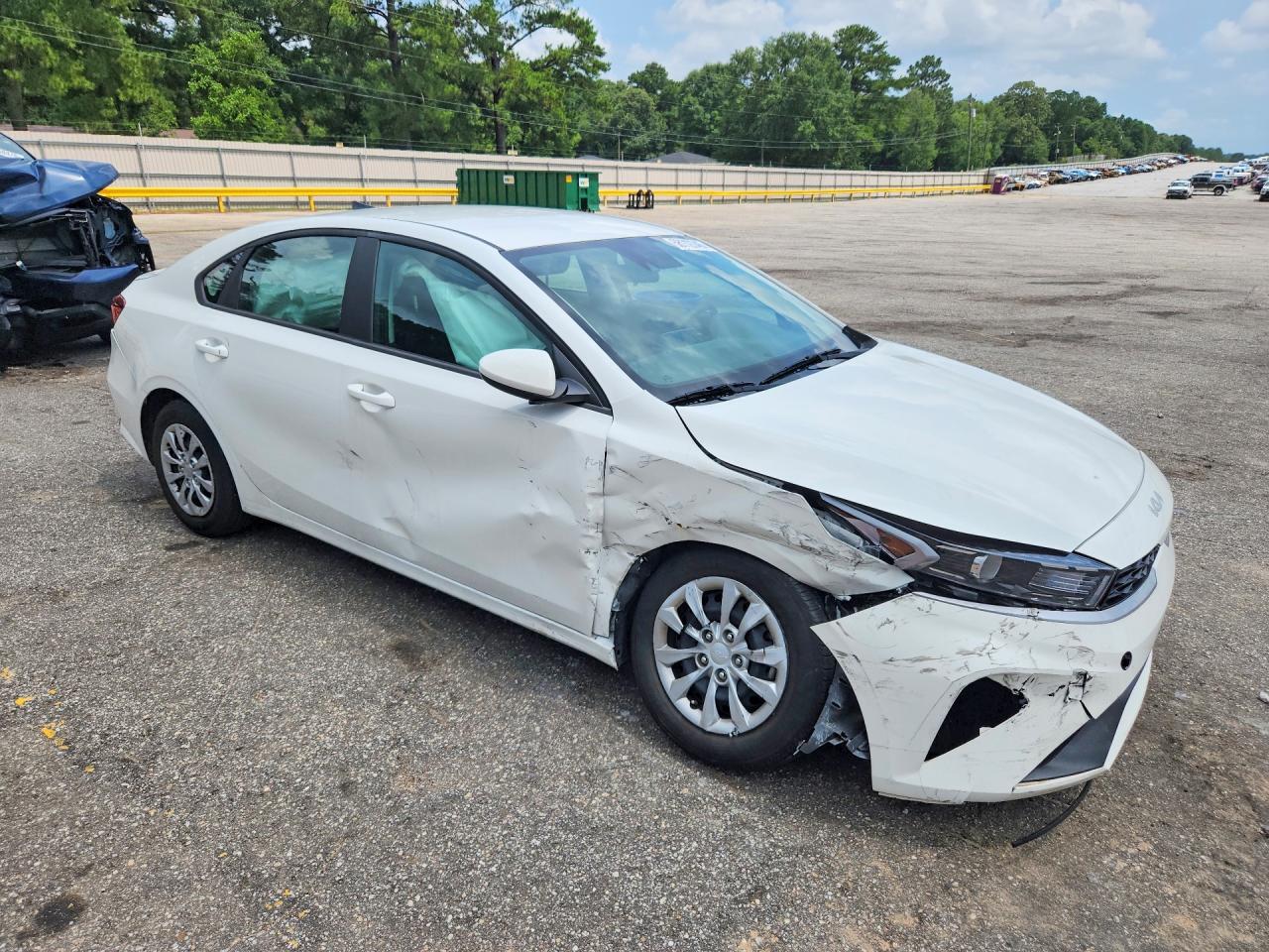 2024 Kia Forte Lx - Фото 4