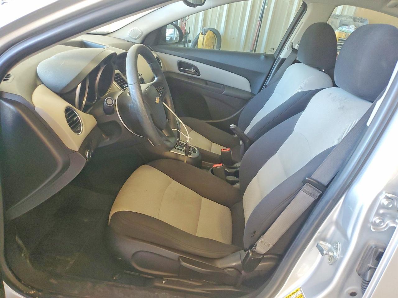 2014 Chevrolet Cruze Ls - Фото 7