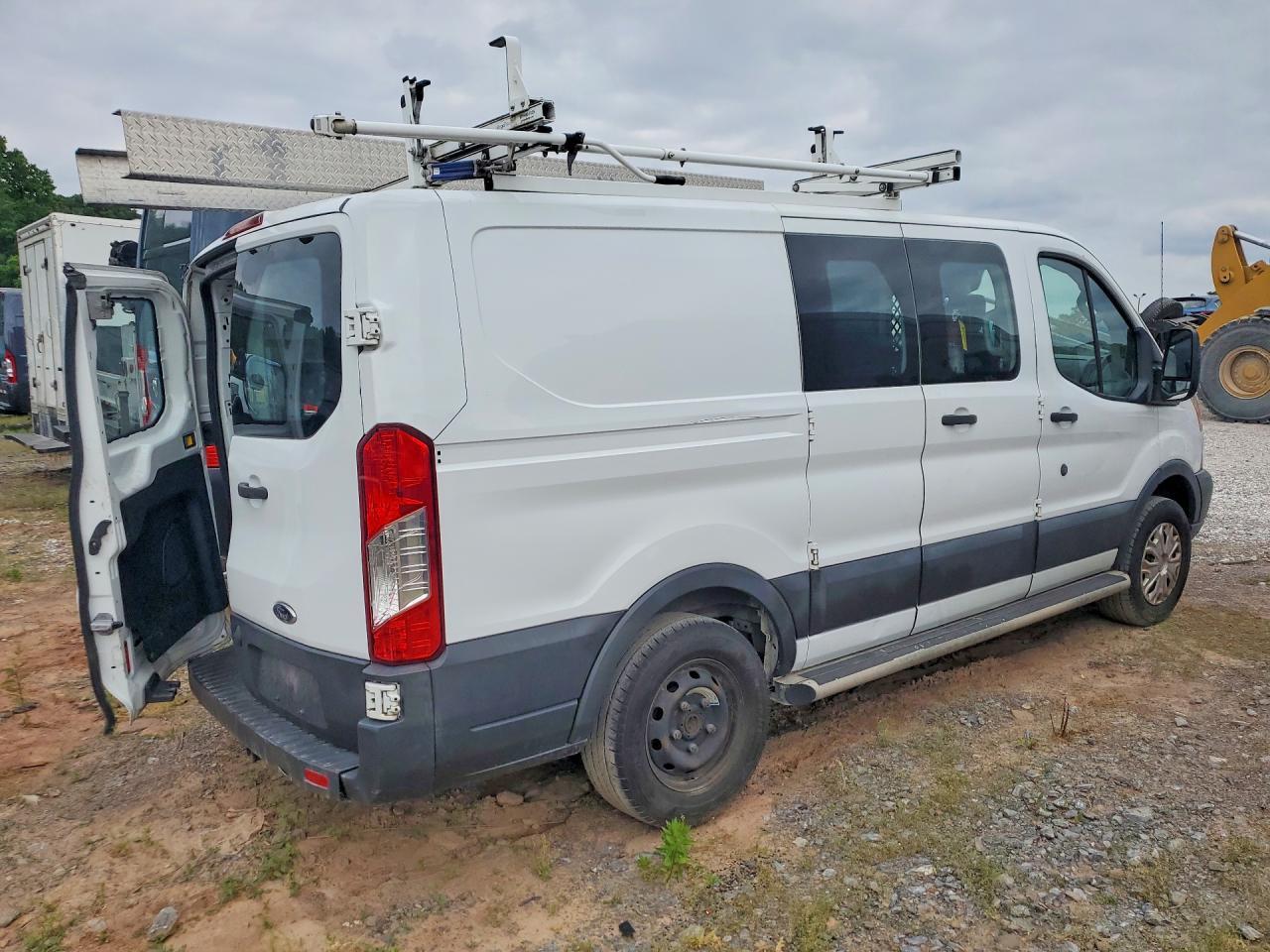 2017 Ford Transit T- - Фото 3