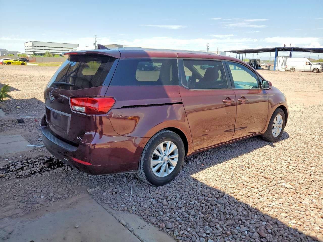2015 Kia Sedona Lx - Фото 3