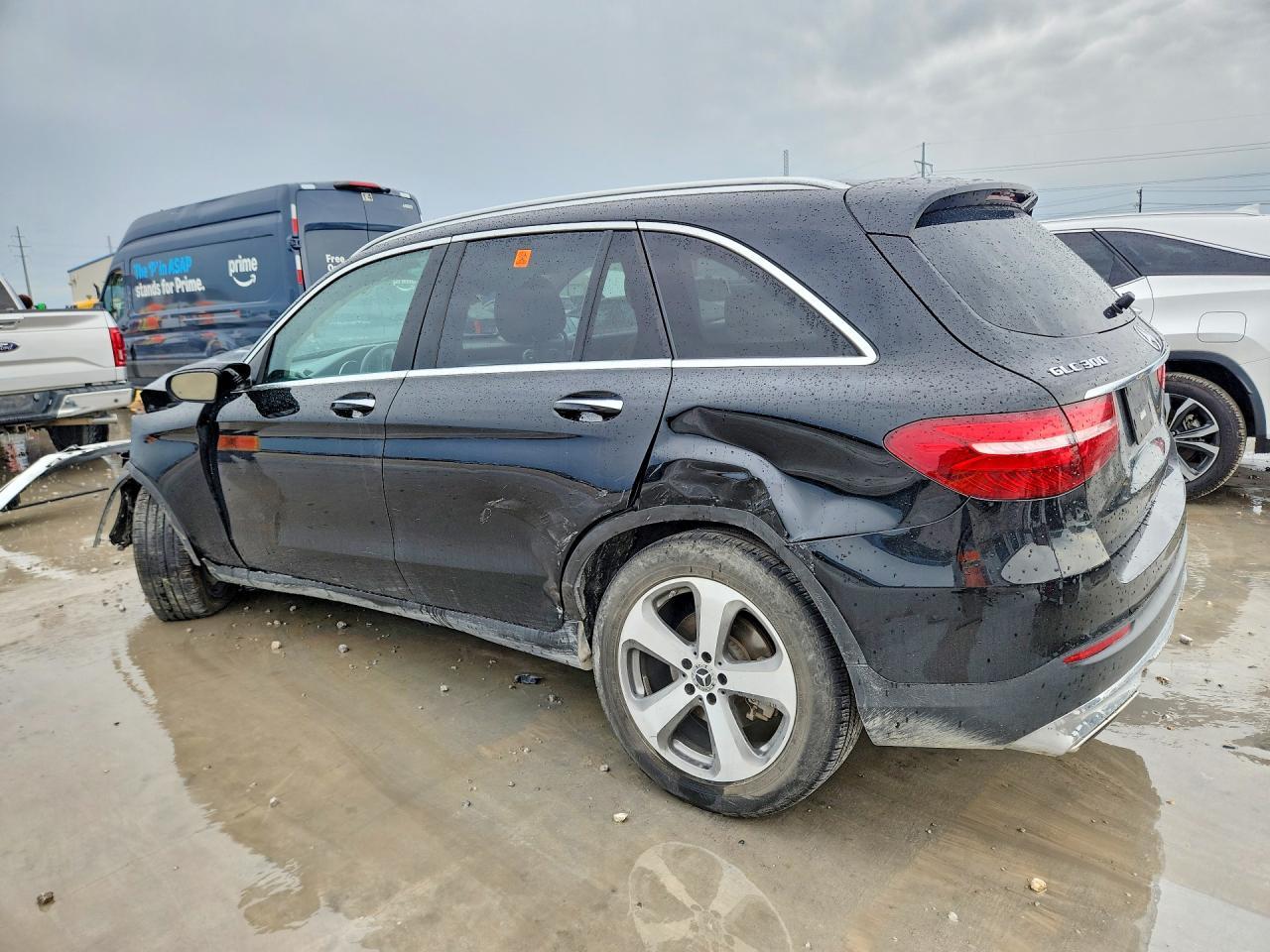 2019 Mercedes-Benz Glc 300 - Image 2