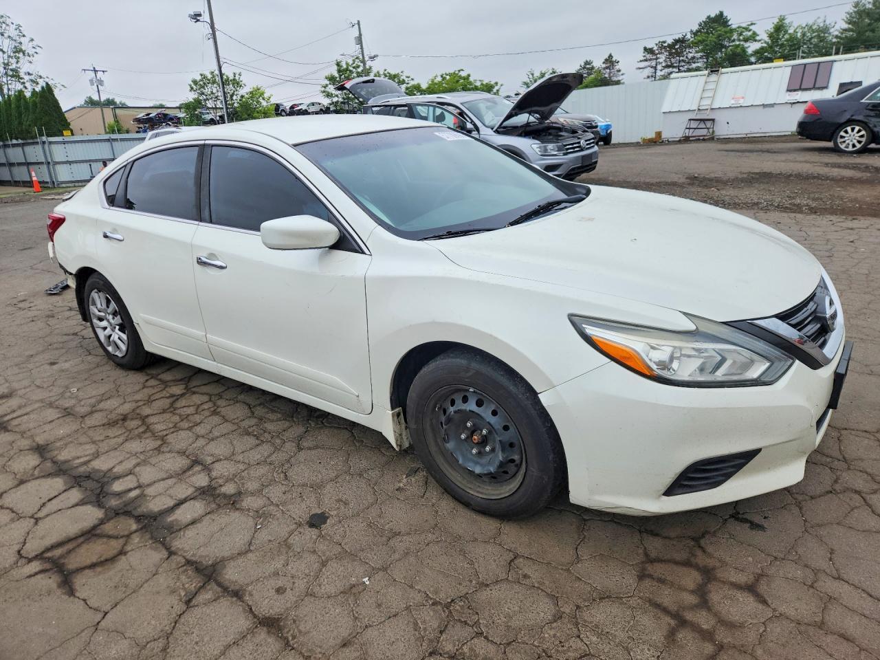 2017 Nissan Altima 2.5 S - Фото 4