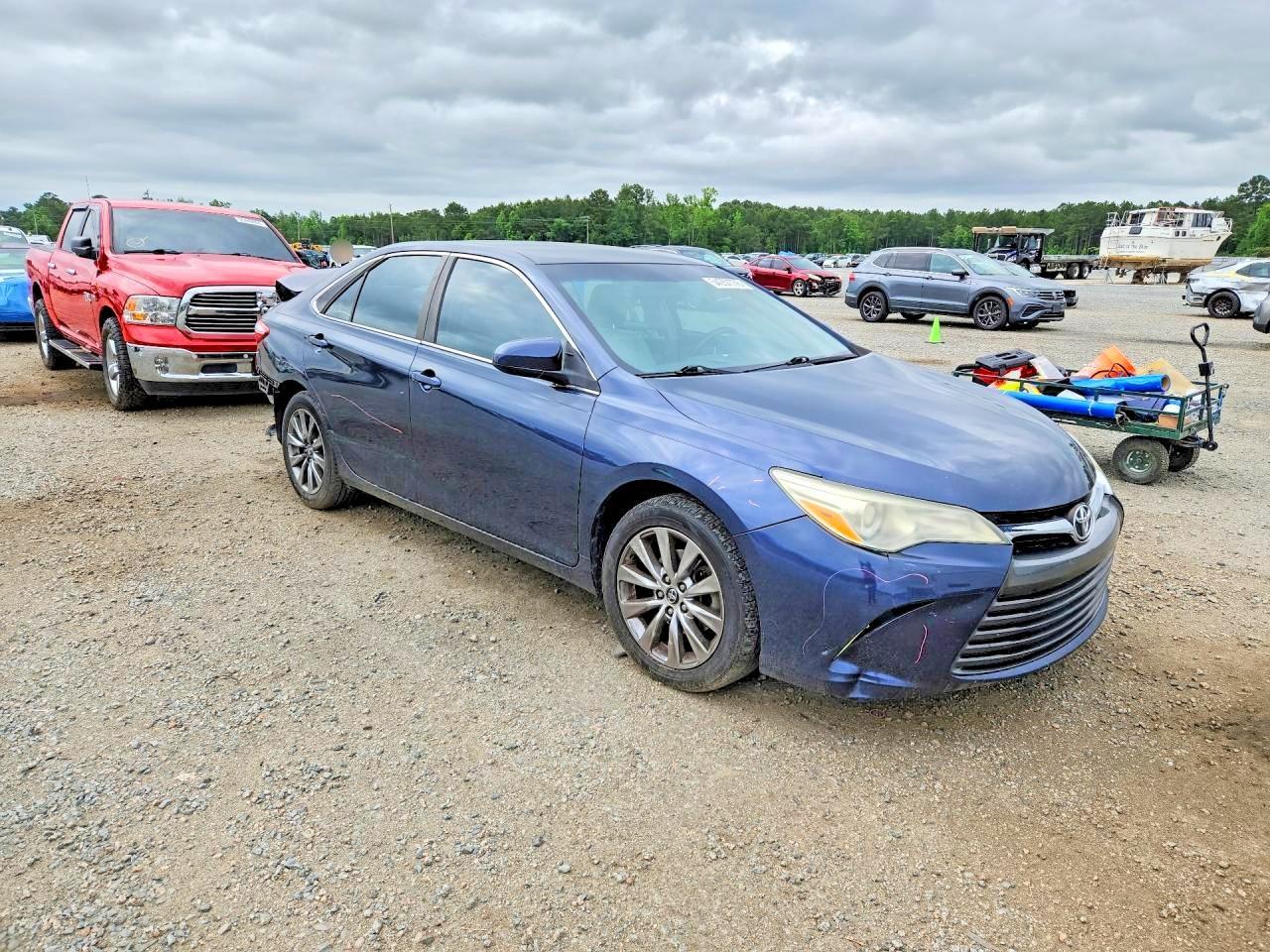 2016 Toyota Camry Xle - Фото 4