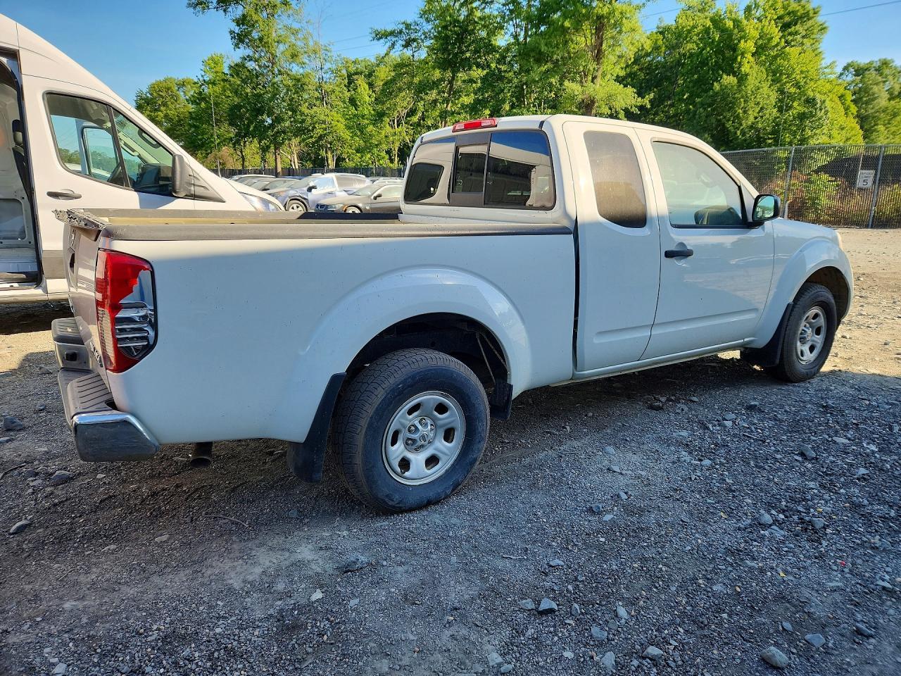 2020 Nissan Frontier Sv - Image 3