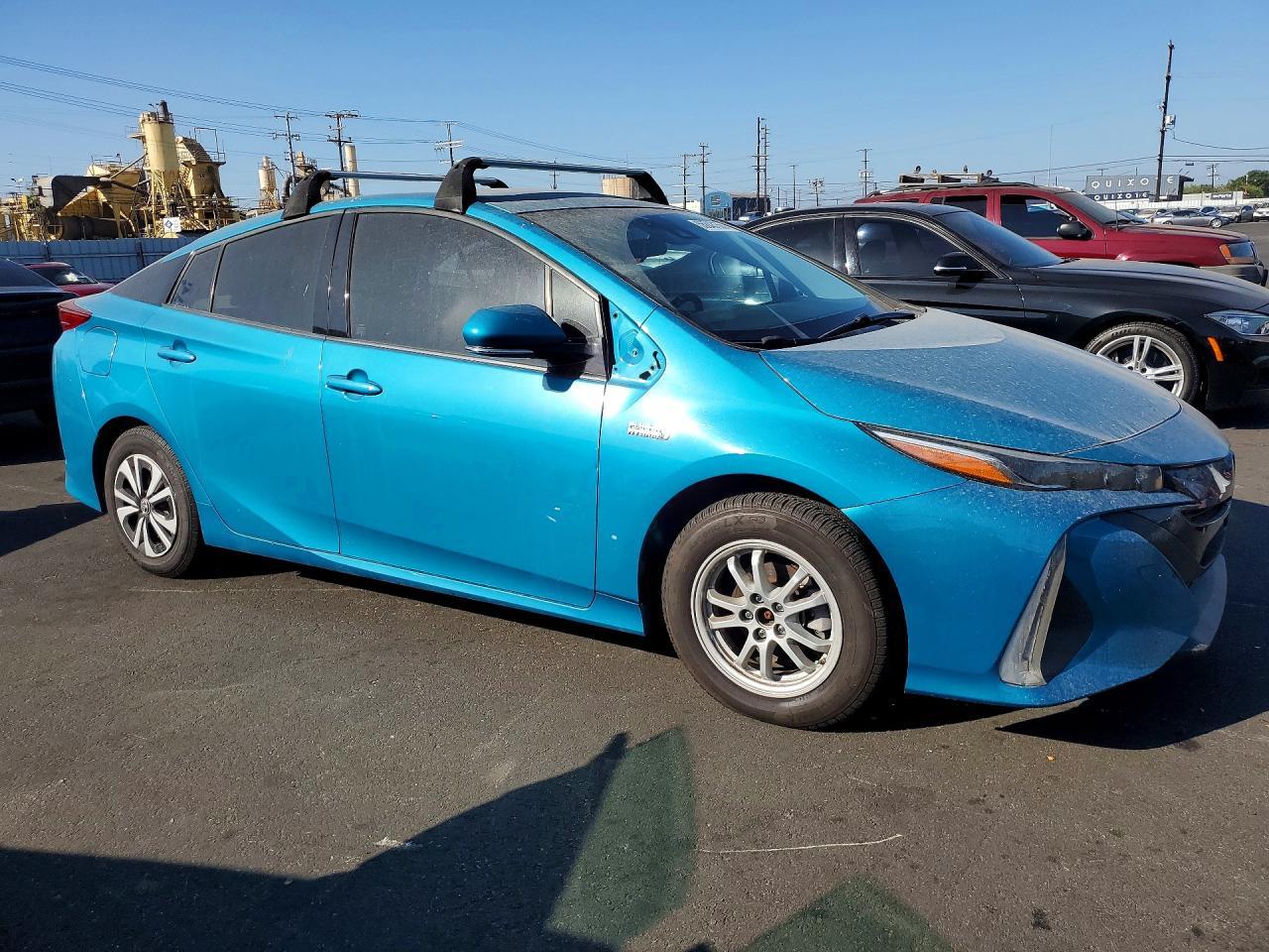 2017 Toyota Prius Prime Premium - Фото 4