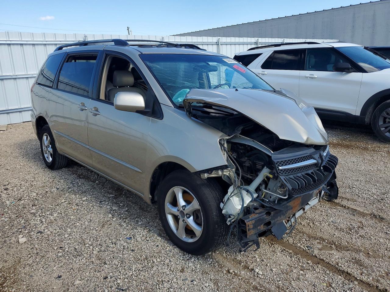 2005 Toyota Sienna Xle Limited 7 Passenger - Image 4