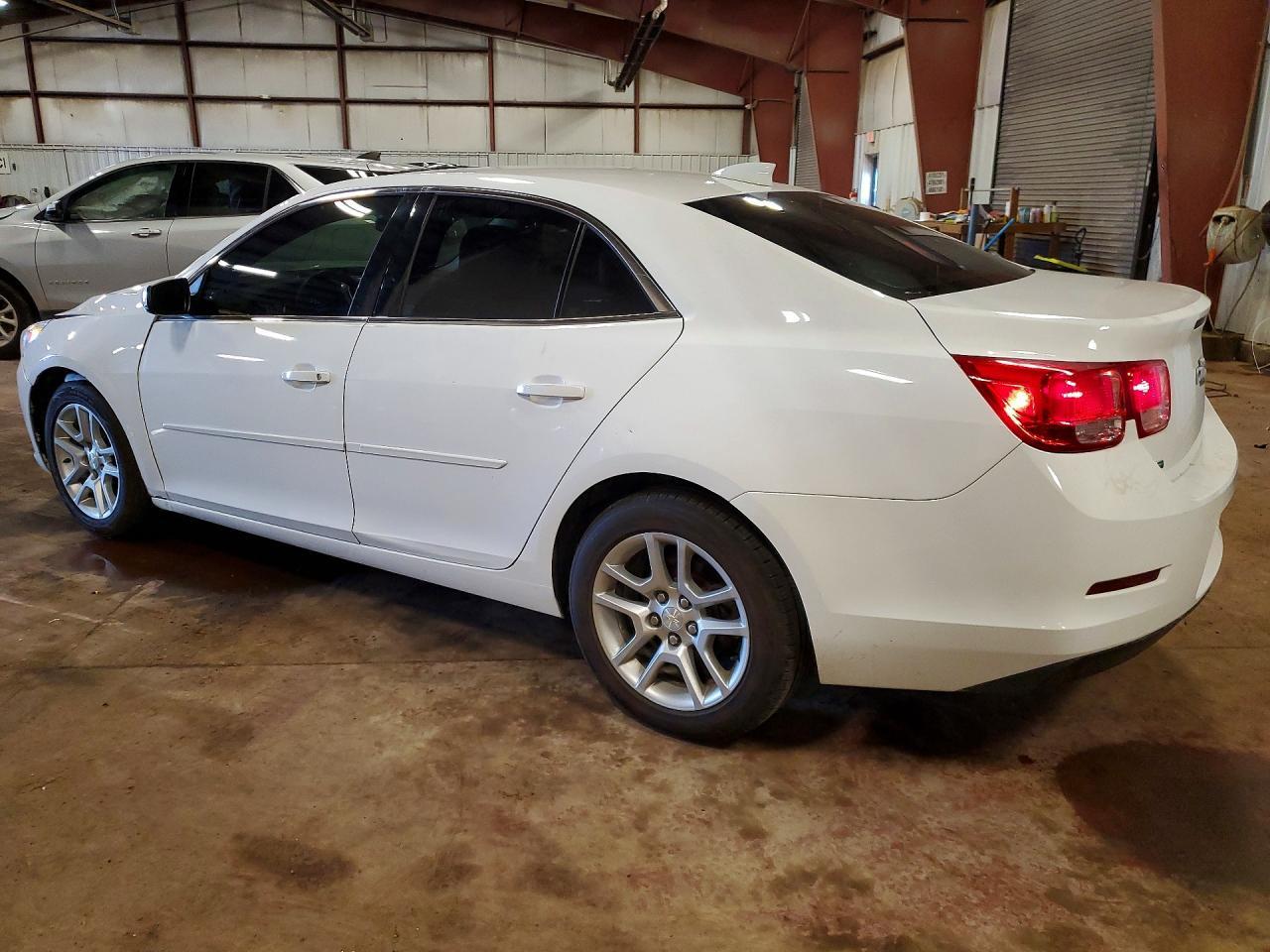 2016 Chevrolet Malibu Limited Lt - Image 2