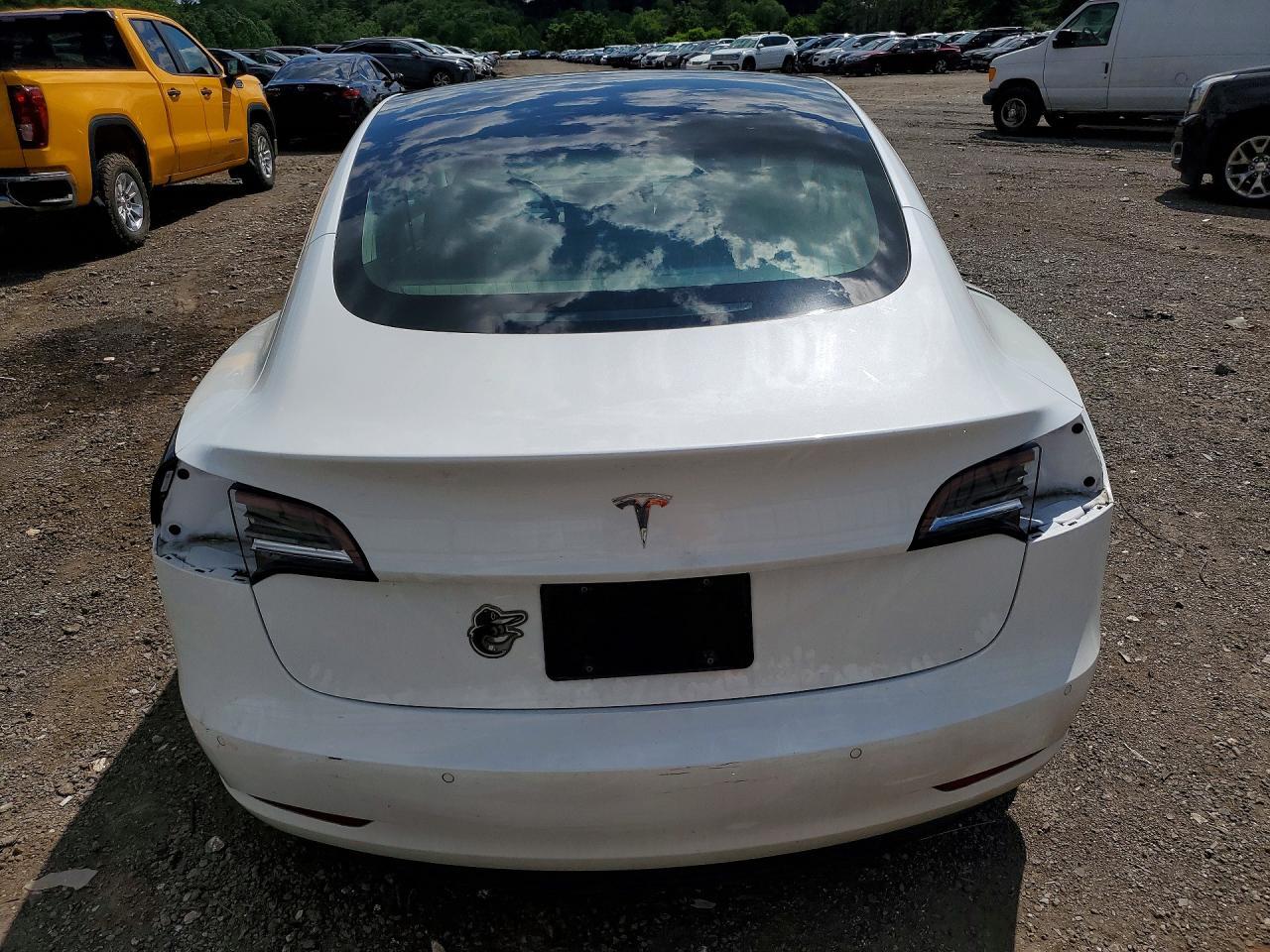 2019 Tesla Model 3 - Фото 6